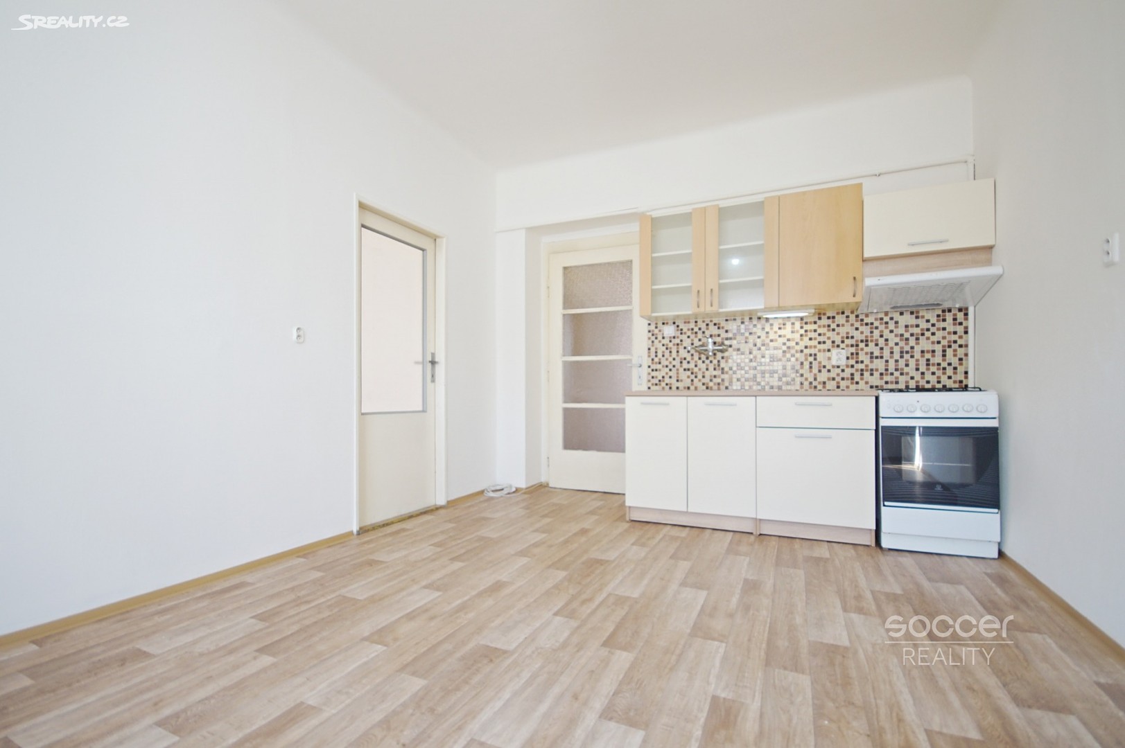 Pronájem bytu 3+kk 76 m², Koněvova, Praha 3 - Žižkov