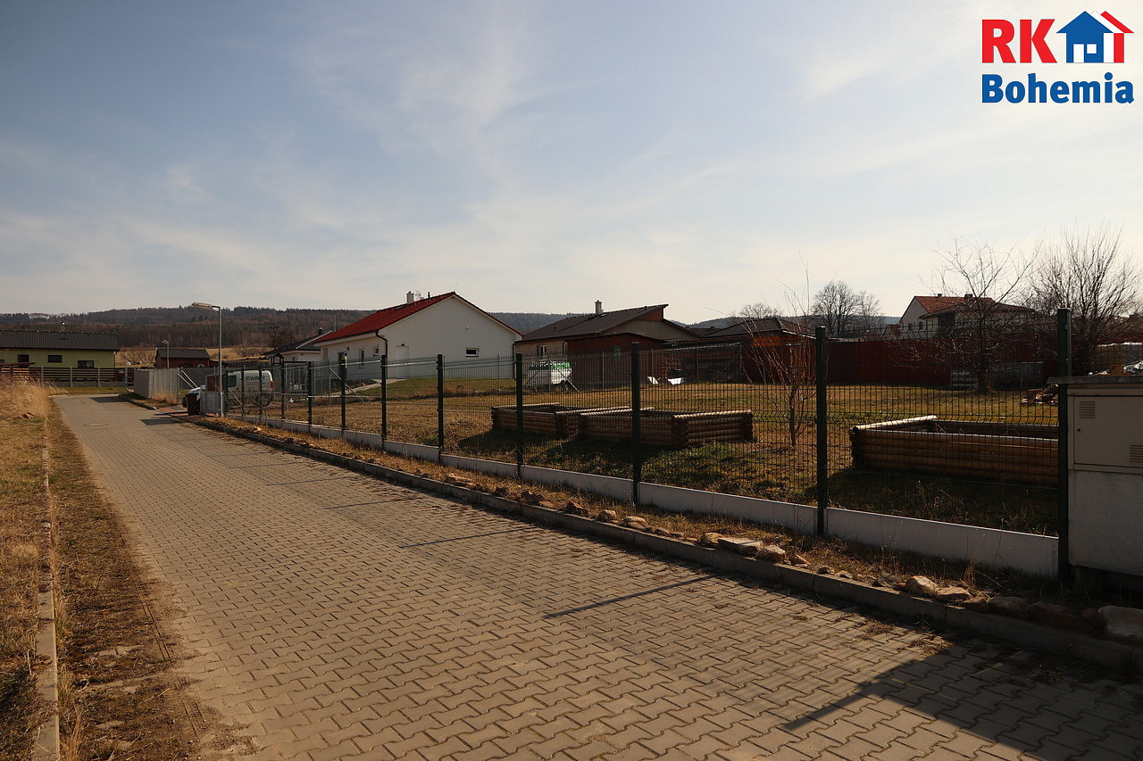 Skuhrov - Drahlovice, okres Beroun