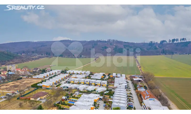 Prodej  stavebního pozemku 1 300 m², Brno - Ivanovice, okres Brno-město