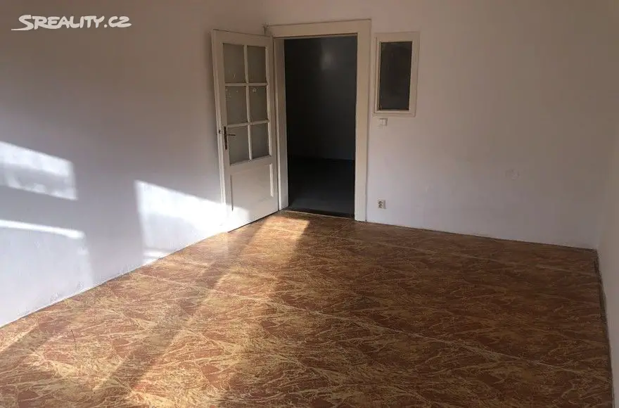 Pronájem bytu 2+1 61 m², Slávy Horníka, Praha 5 - Košíře