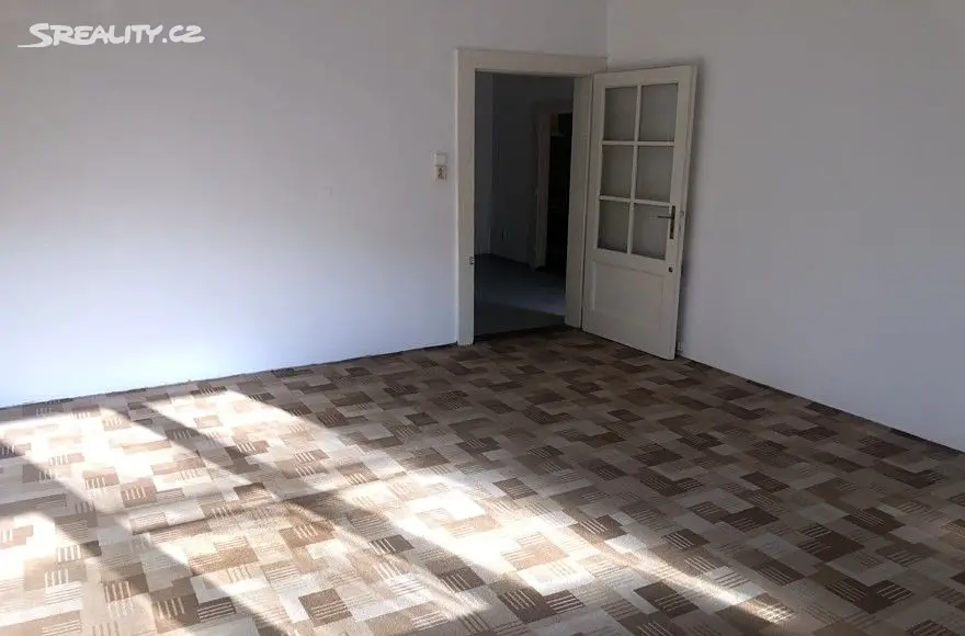 Pronájem bytu 2+1 61 m², Slávy Horníka, Praha 5 - Košíře