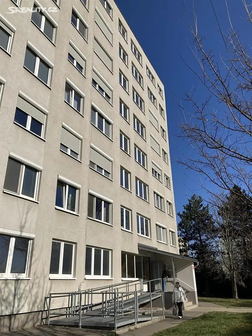 Pronájem bytu 2+kk 40 m², Kojetická, Neratovice