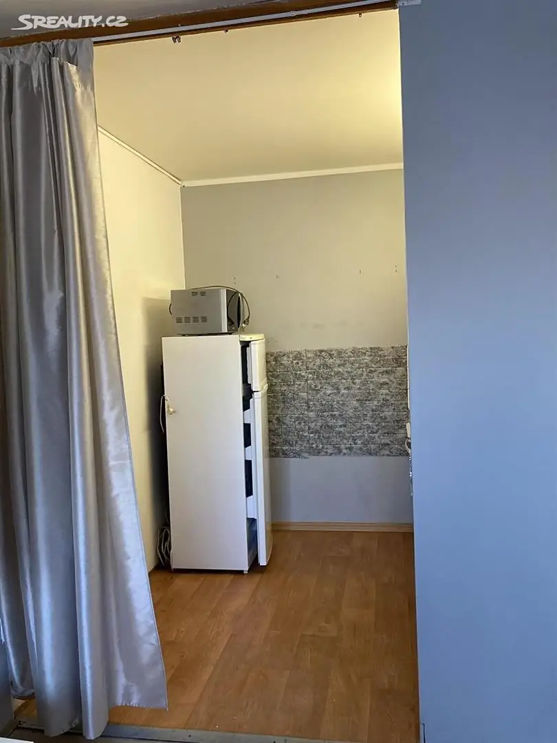 Pronájem bytu 2+kk 40 m², Kojetická, Neratovice
