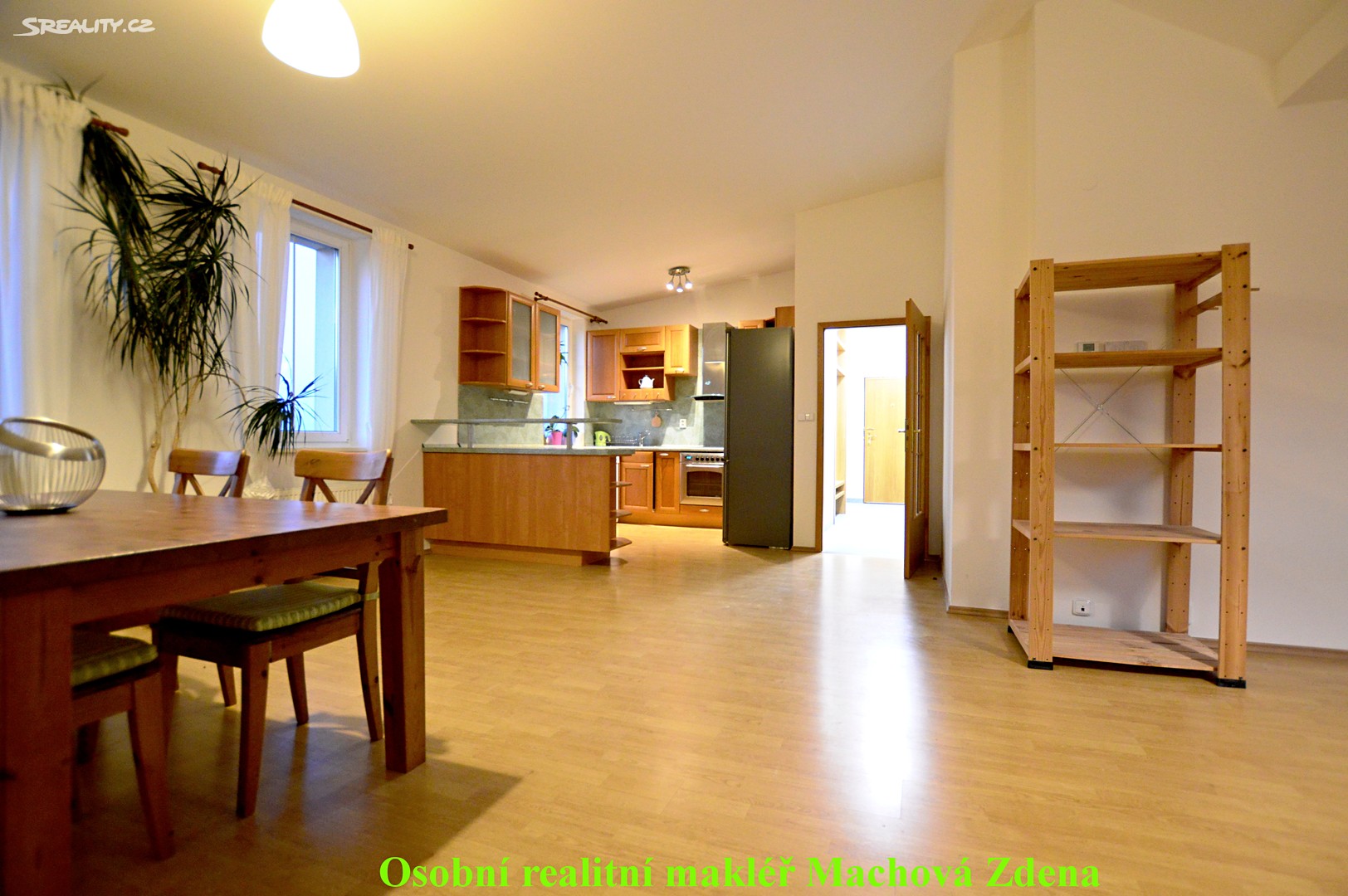 Pronájem bytu 3+kk 90 m² (Podkrovní), Praha 5 - Smíchov