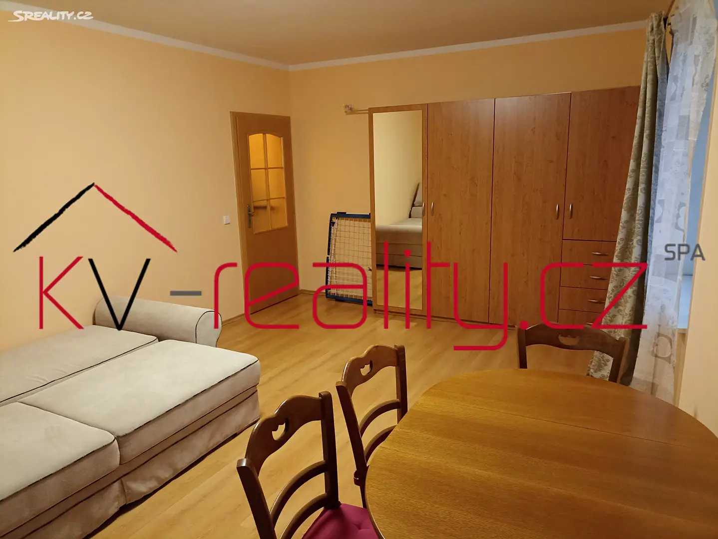 Pronájem bytu 1+1 40 m², Karlovy Vary - Doubí, okres Karlovy Vary