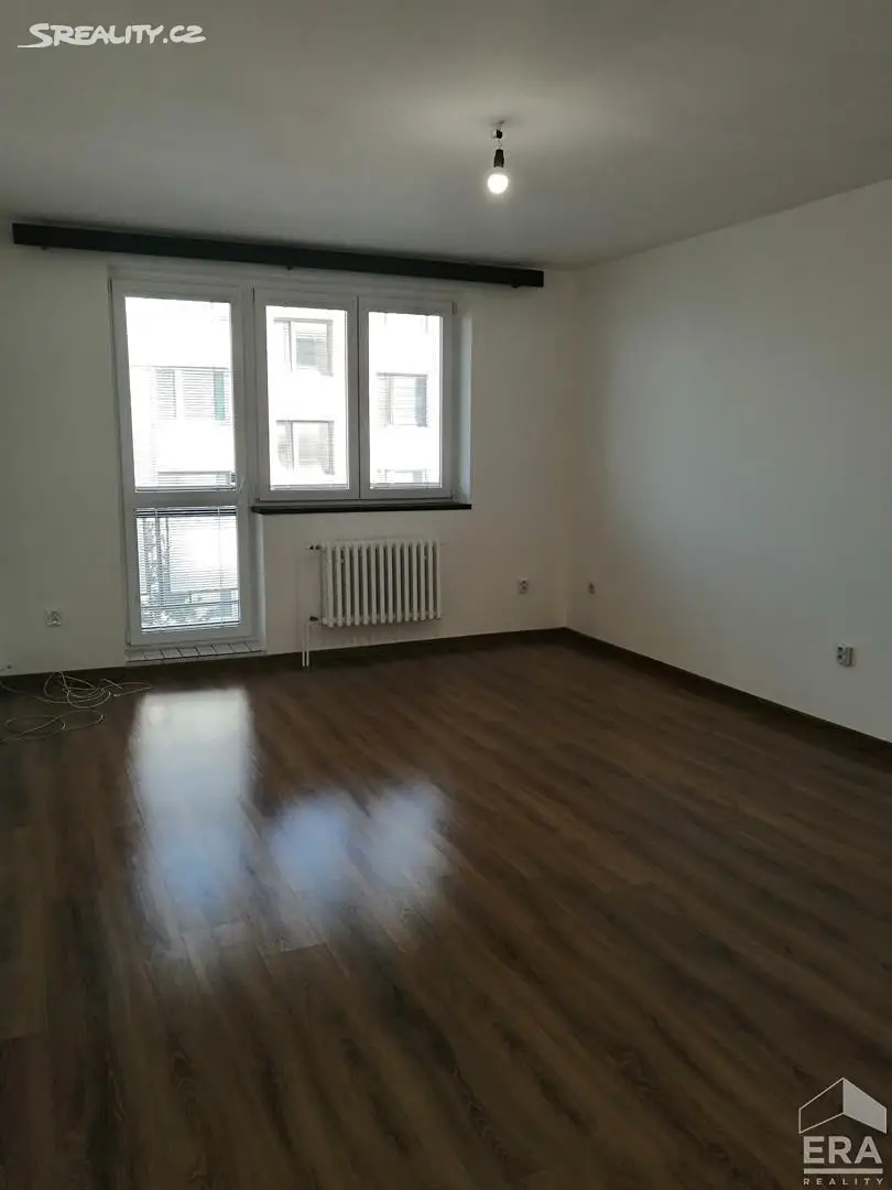Pronájem bytu 3+1 70 m², V Horkách, Pečky