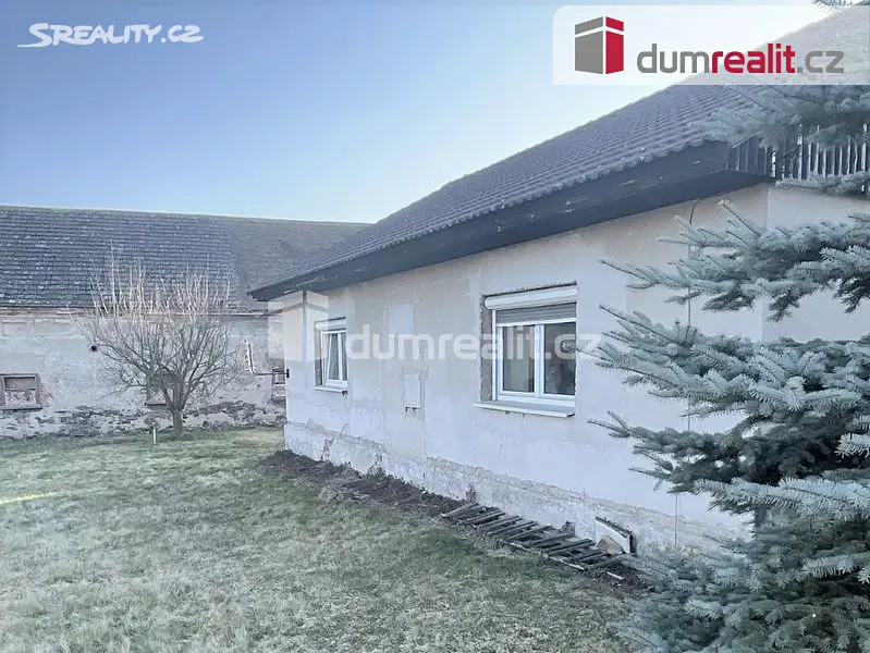 Prodej  rodinného domu 120 m², pozemek 621 m², Brloh, okres Pardubice