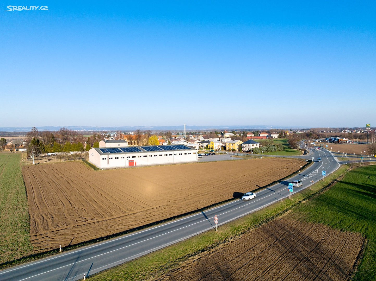 Prodej  komerčního pozemku 7 100 m², Litovel - Unčovice, okres Olomouc