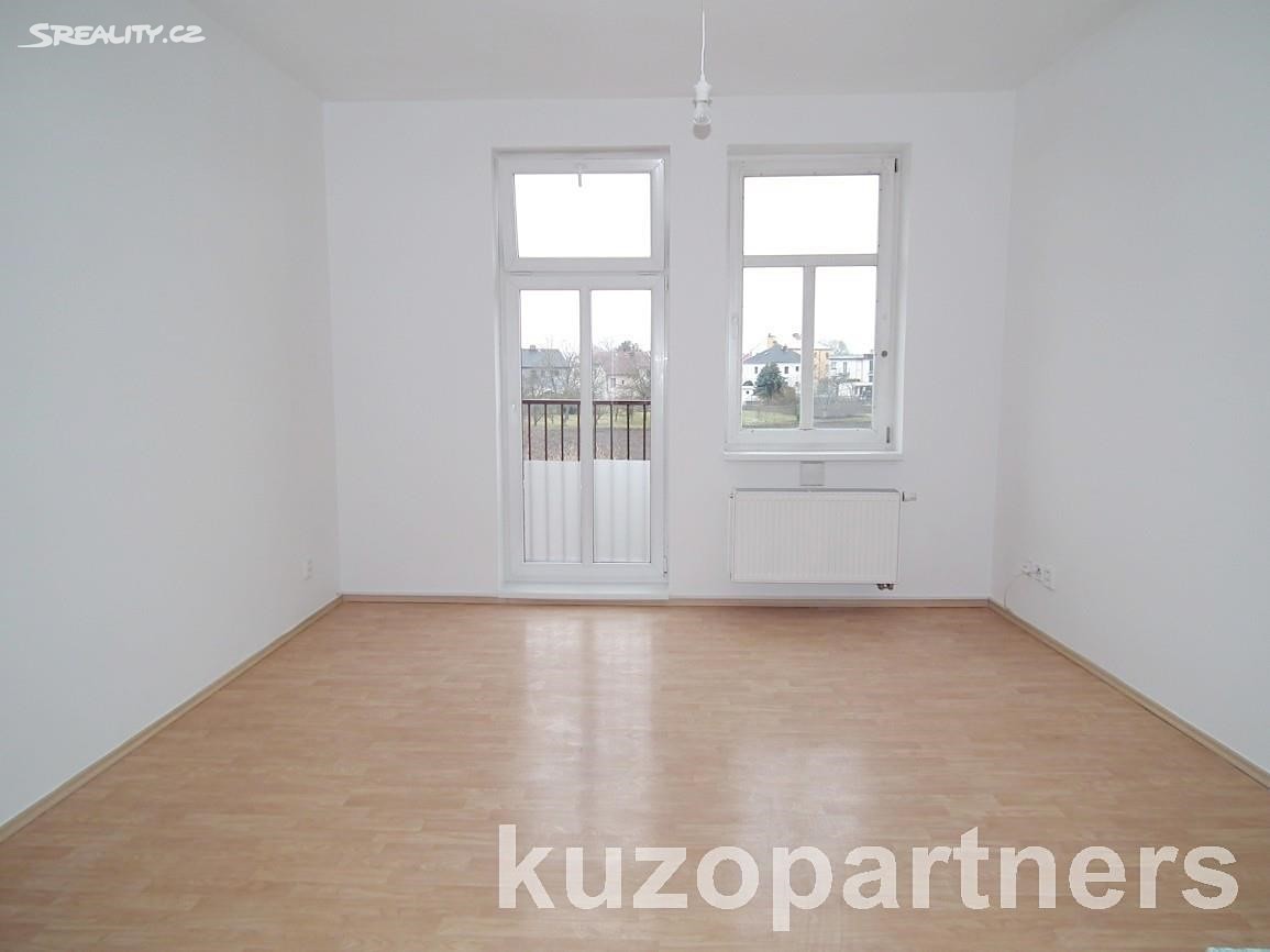 Pronájem bytu 2+kk 54 m², Pražská třída, Hradec Králové - Kukleny