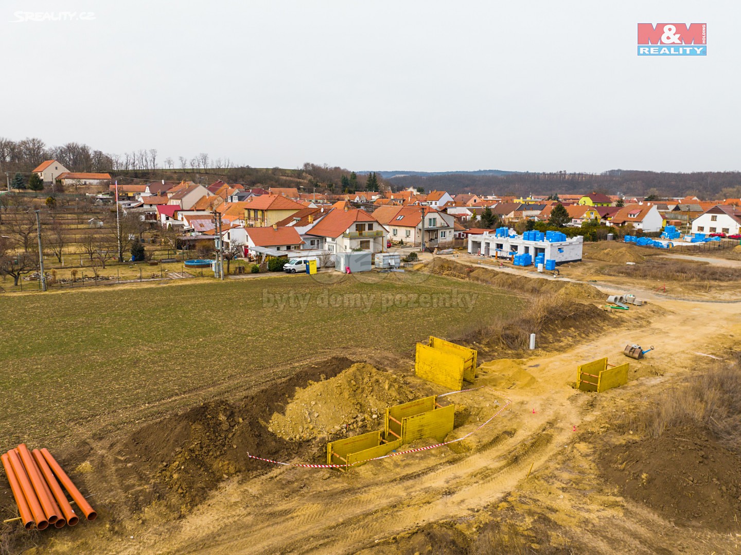 Prodej  stavebního pozemku 1 100 m², Ivančice - Hrubšice, okres Brno-venkov