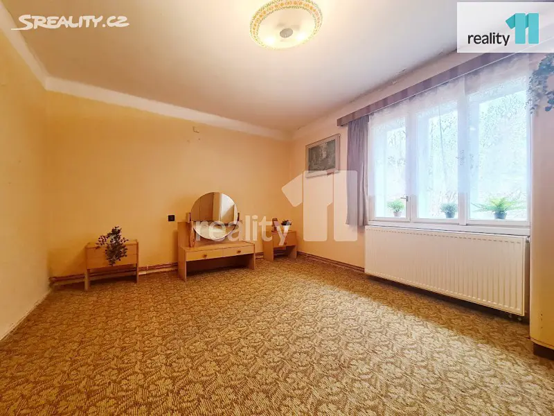 Prodej  rodinného domu 272 m², pozemek 1 831 m², Březhradská, Hradec Králové - Březhrad