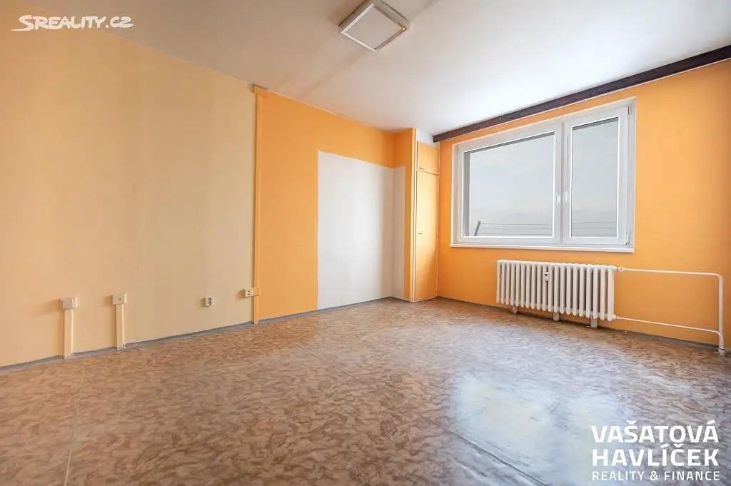 Prodej bytu 1+kk 30 m², třída Edvarda Beneše, Hradec Králové - Nový Hradec Králové