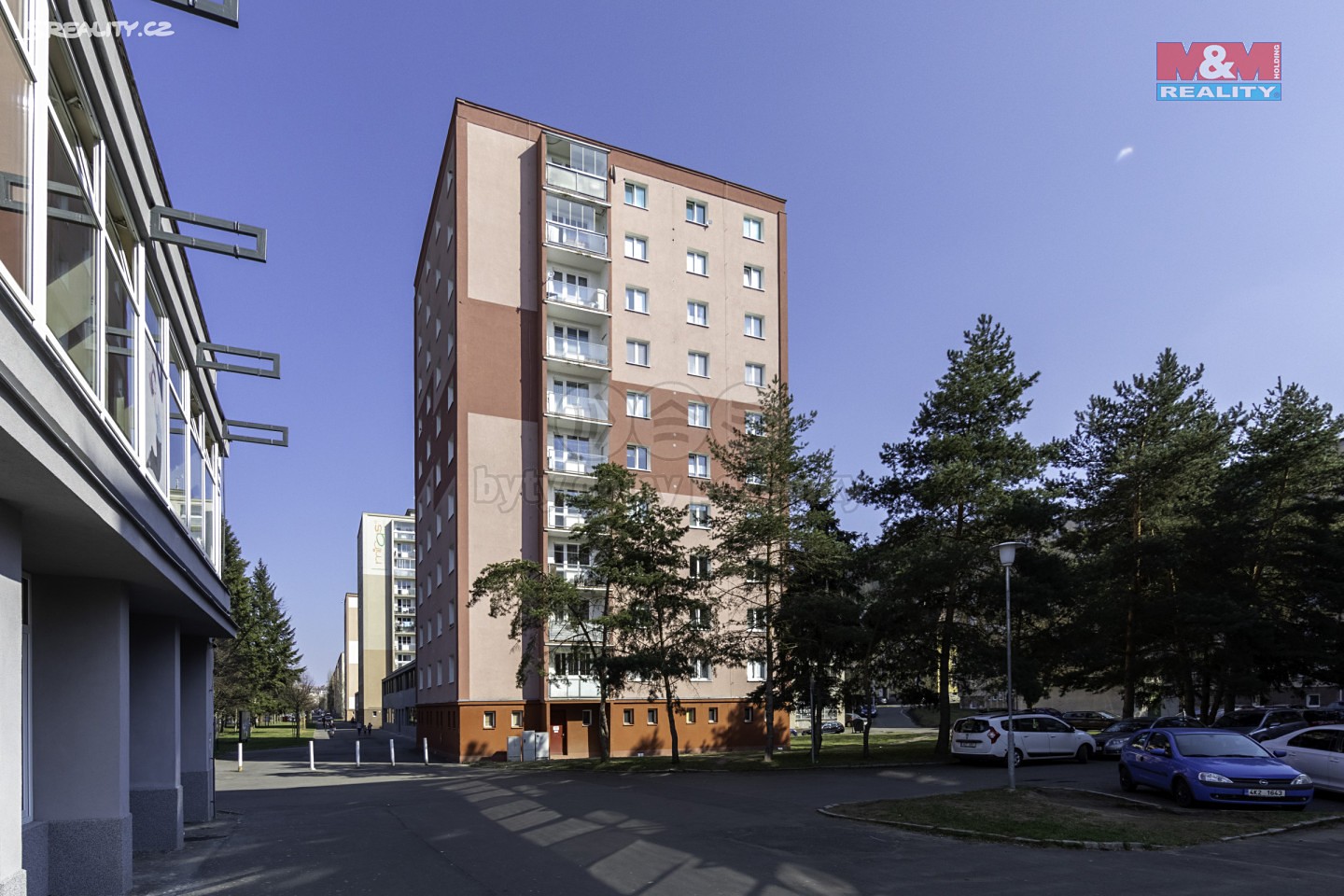 Prodej bytu 3+1 63 m², Krymská, Karlovy Vary