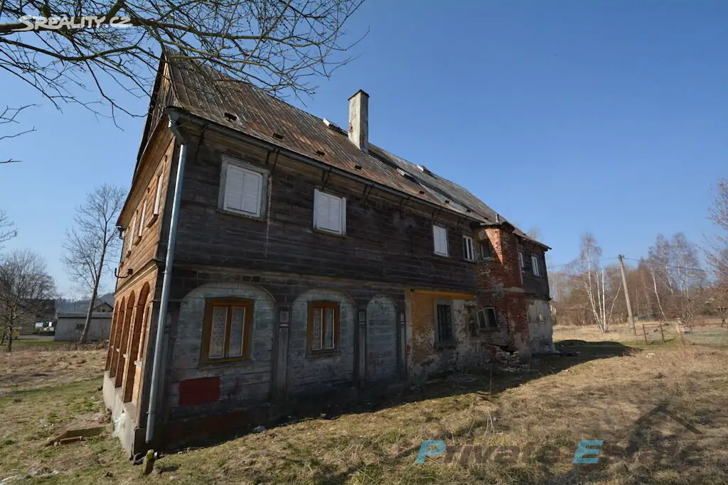 Prodej  rodinného domu 400 m², pozemek 2 905 m², Horní Podluží, okres Děčín