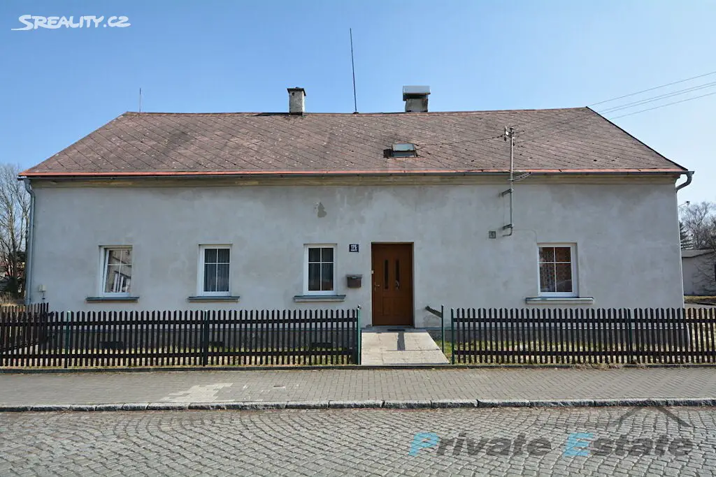 Prodej  rodinného domu 350 m², pozemek 1 070 m², Rybniště, okres Děčín