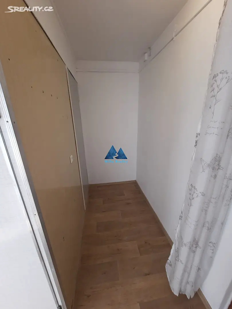 Pronájem bytu 1+1 36 m², Jana Buchara, Jilemnice