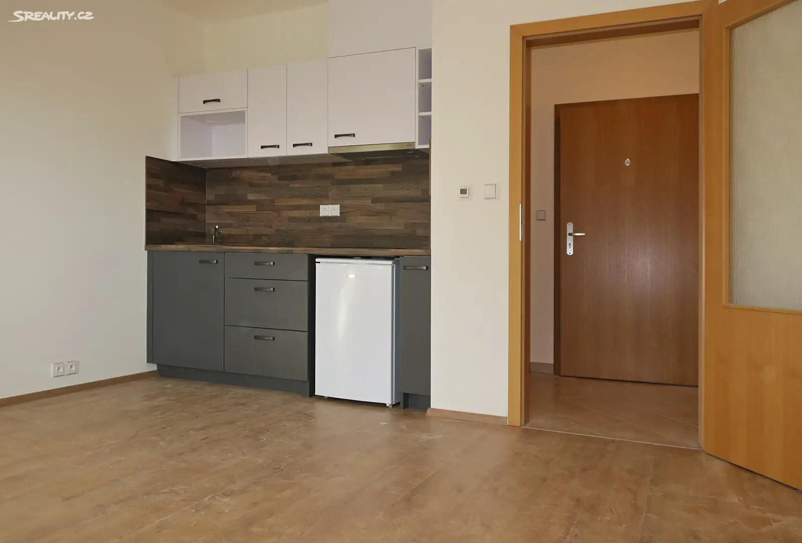 Pronájem bytu 1+kk 31 m², Nachová, Brno - Řečkovice