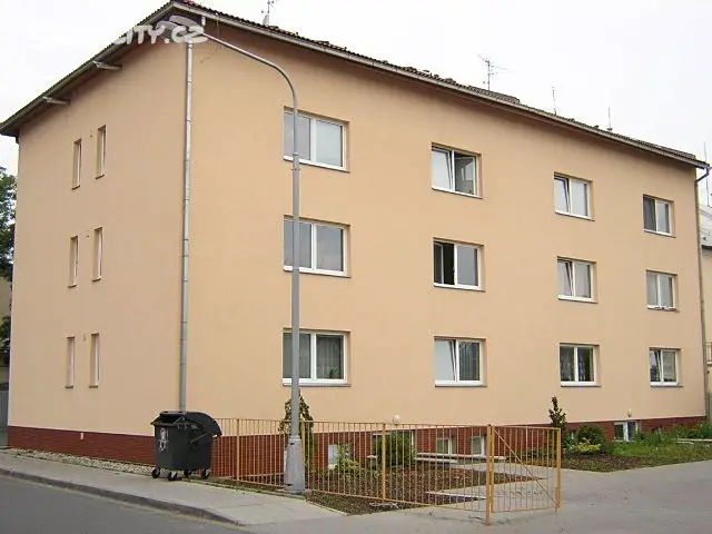 Pronájem bytu 1+kk 27 m², Jihoslovanská, Olomouc - Povel
