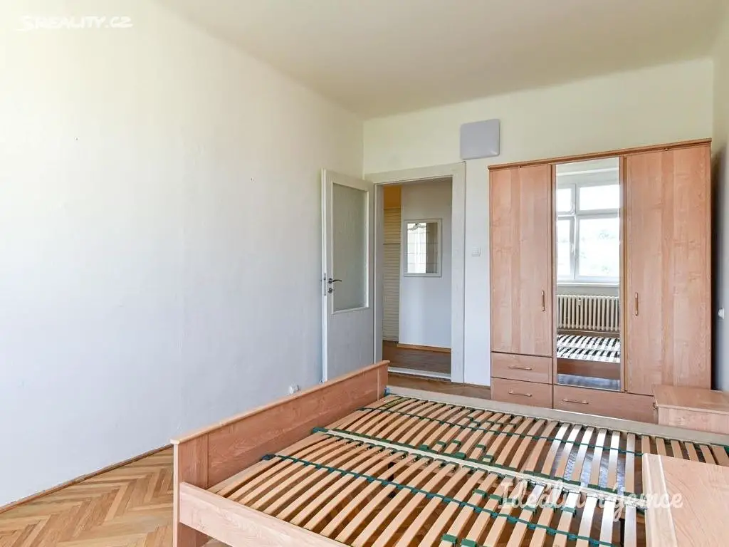 Pronájem bytu 2+1 58 m², Čestmírova, Praha 4 - Nusle