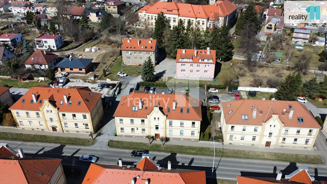 Prodej bytu 2+1 40 m², Plzeňská, Králův Dvůr - Počaply