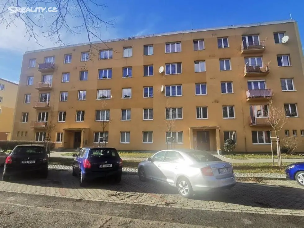 Pronájem bytu 3+1 65 m², Brožíkova, Stříbro
