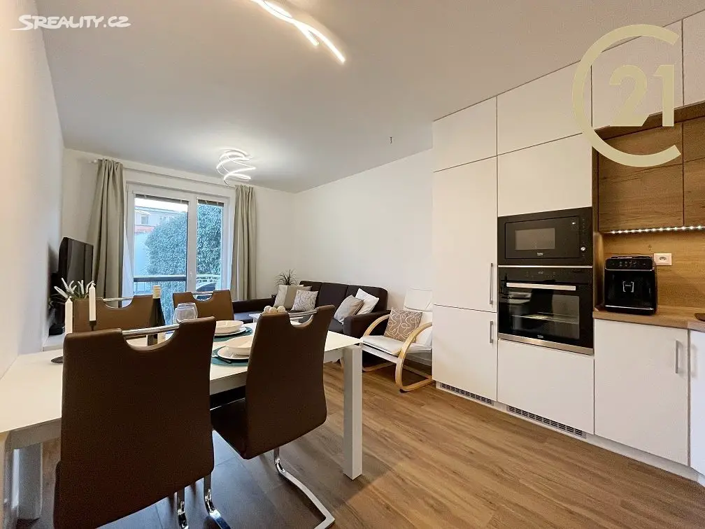 Pronájem bytu 3+kk 65 m², Rotalova, Brno - Husovice