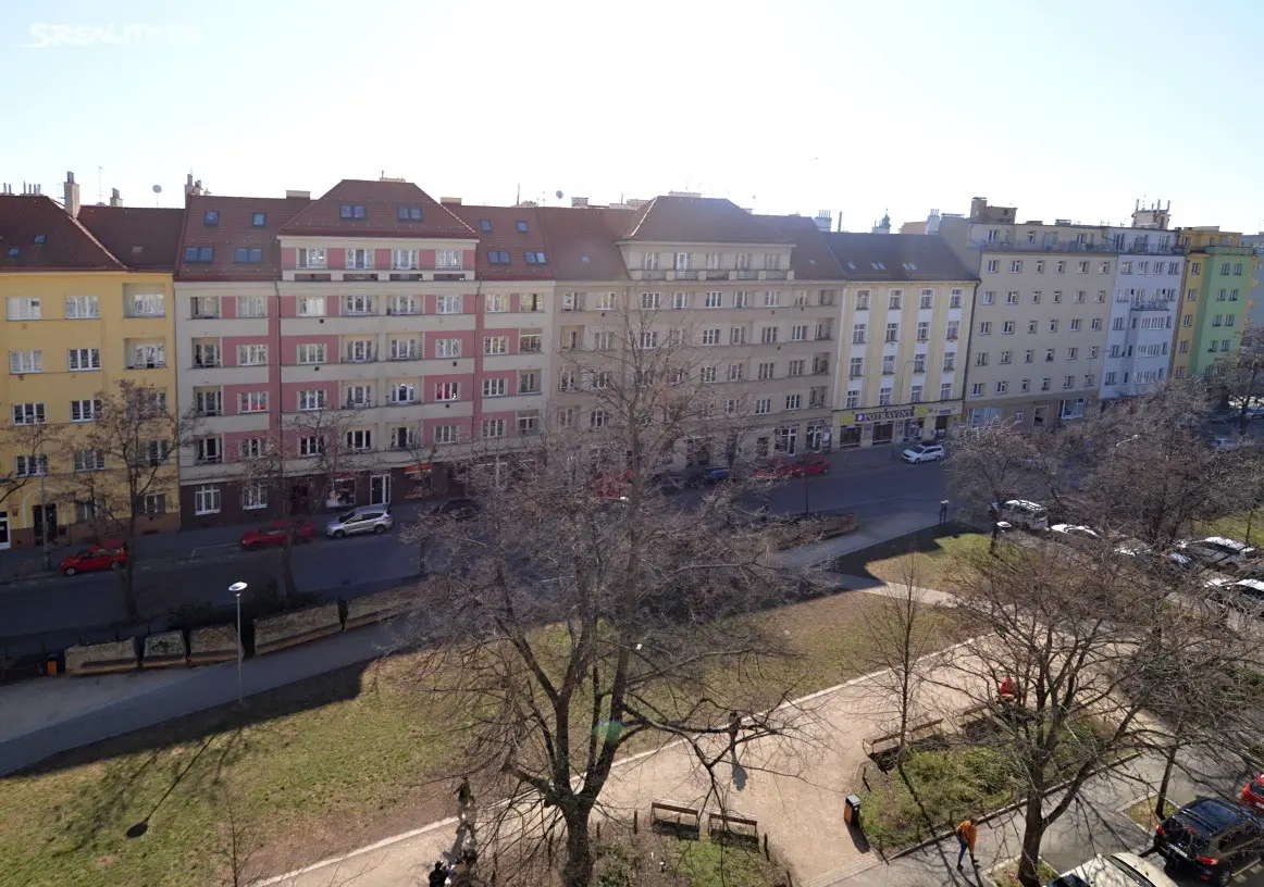 Prodej bytu 1+1 55 m², náměstí Dr. Václava Holého, Praha - Libeň