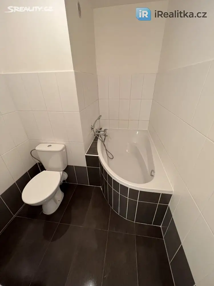 Prodej bytu 2+1 43 m², Jaromíra Matuška, Ostrava - Dubina