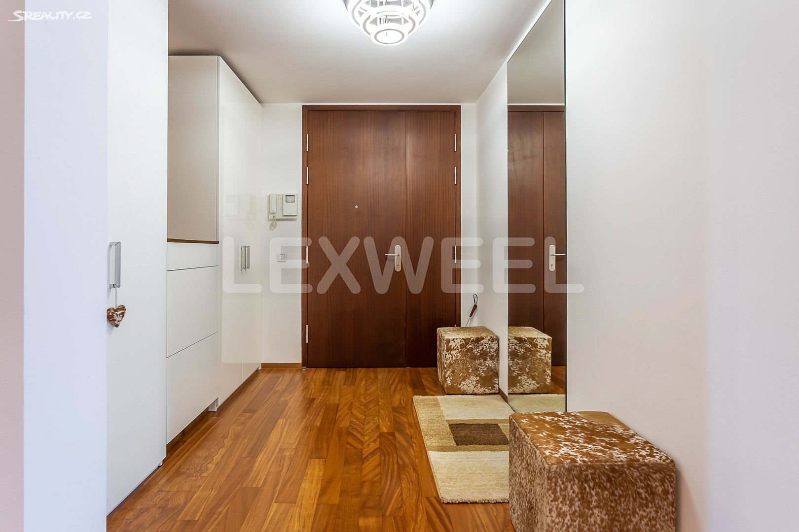 Prodej bytu 5+1 201 m², Pod Kaštany, Praha 6 - Bubeneč