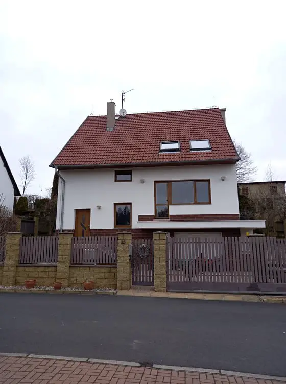 Prodej  rodinného domu 450 m², pozemek 500 m², Místo, okres Chomutov
