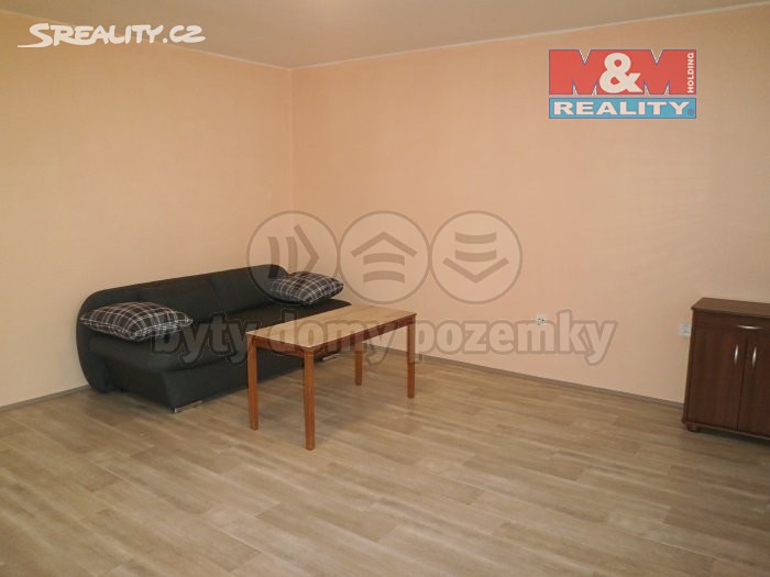 Pronájem bytu 1+kk 28 m², Mladých, Pardubice - Polabiny