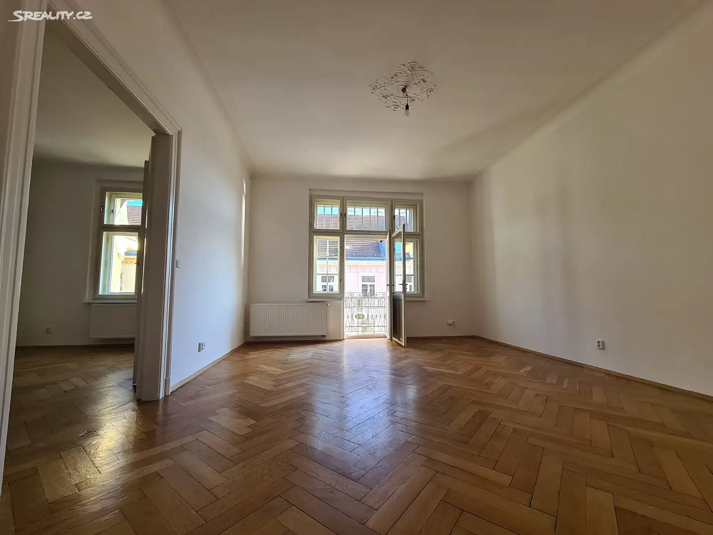Pronájem bytu 2+1 81 m², Trojická, Praha 2 - Nové Město