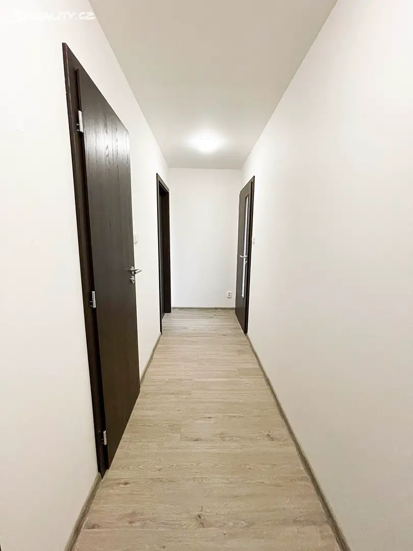 Pronájem bytu 3+kk 87 m² (Podkrovní), Revoluční třída, Nový Bydžov