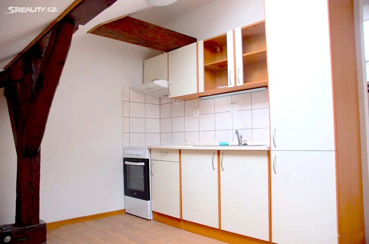 Prodej bytu 1+1 31 m² (Podkrovní), Libušina, Krnov - Pod Cvilínem
