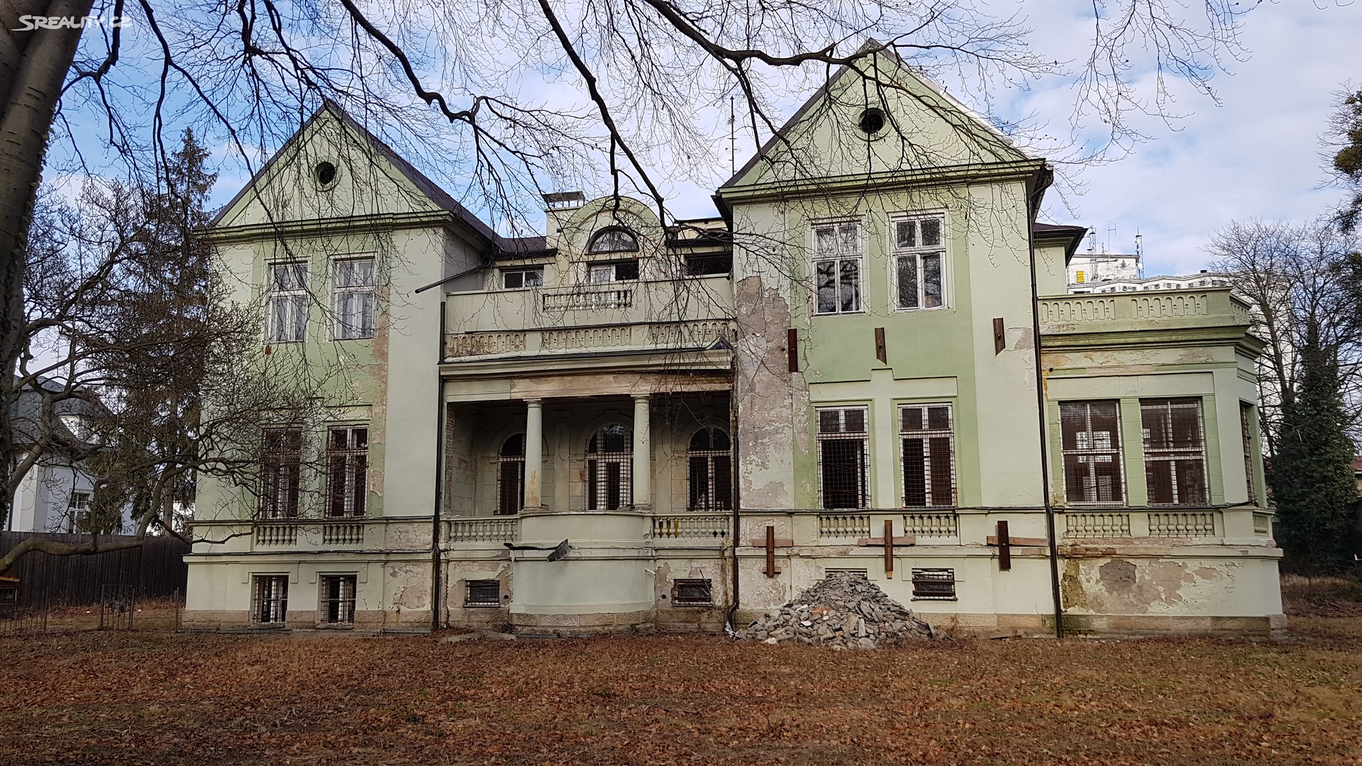 Prodej  vily 1 450 m², pozemek 3 378 m², Dukelská, Šenov u Nového Jičína