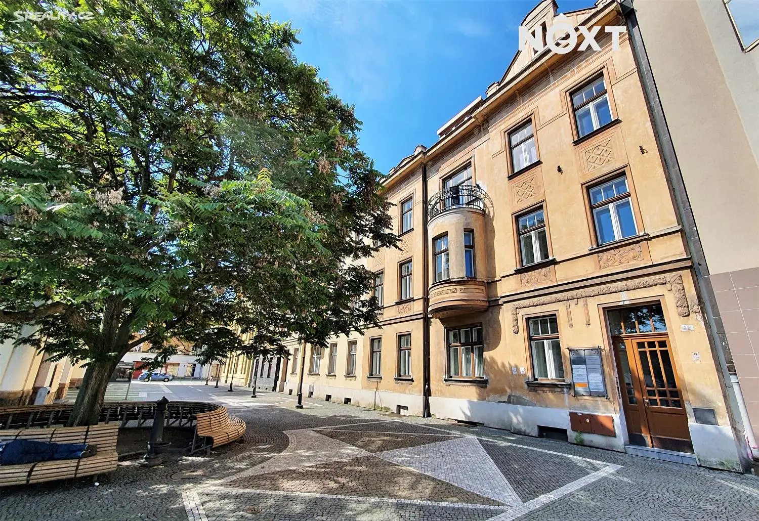 Pronájem bytu 2+kk 47 m², náměstí Republiky, Pardubice - Zelené Předměstí