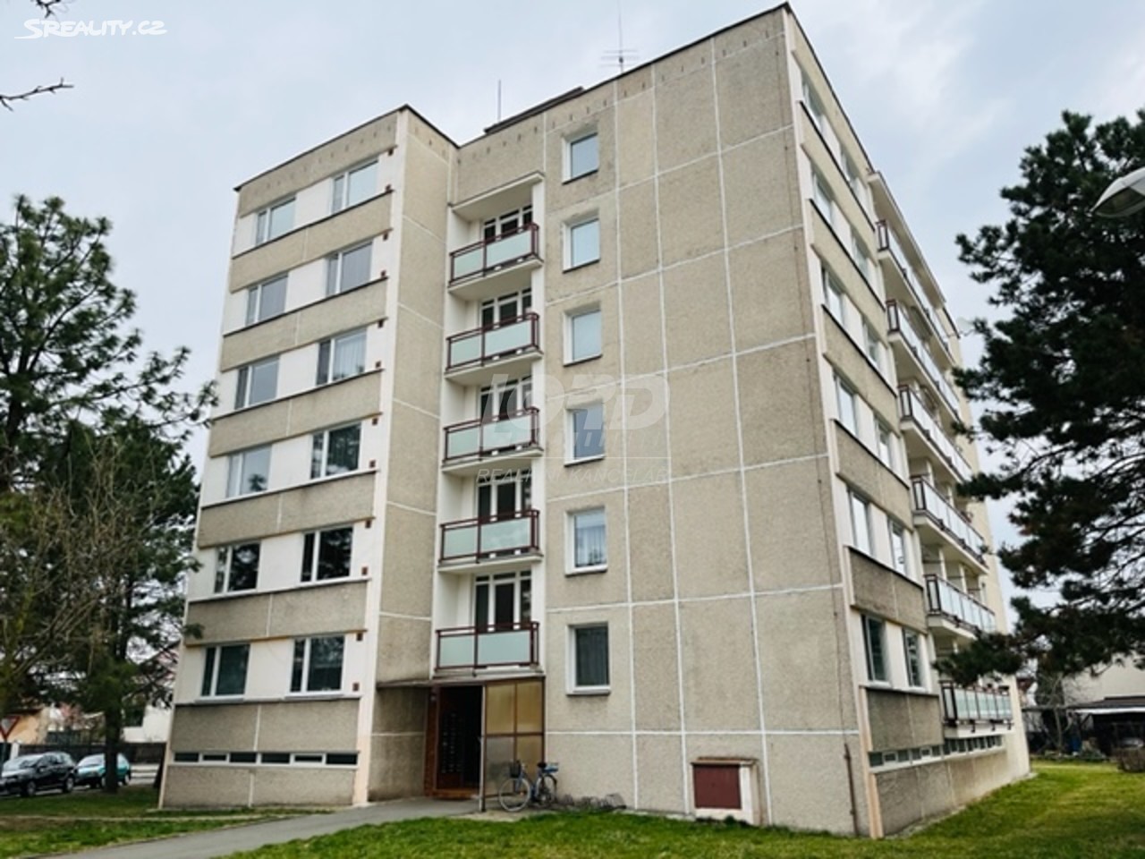 Pronájem bytu 1+kk 34 m², Hradecká, Hradec Králové - Třebeš