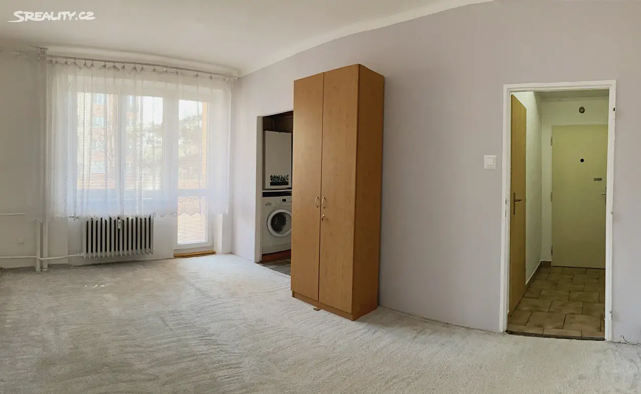 Pronájem bytu 1+kk 25 m², 1. československého armádního sboru, Ostrava - Poruba