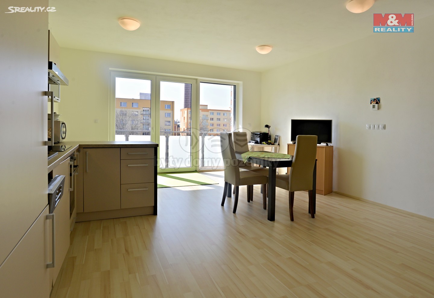 Pronájem bytu 1+kk 55 m², Hronovická, Pardubice - Zelené Předměstí