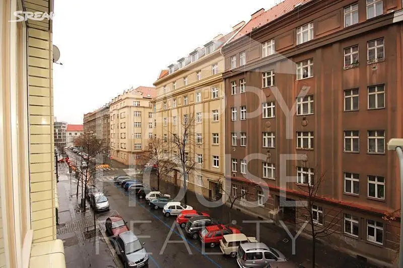 Pronájem bytu 1+kk 32 m², Libická, Praha 3 - Vinohrady