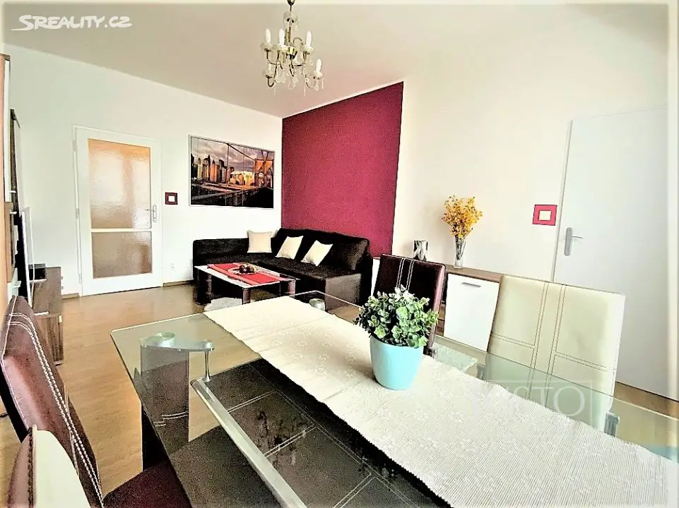 Prodej bytu 2+1 64 m², Na Topolce, Praha 4 - Nusle