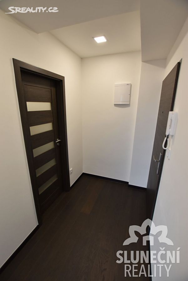 Prodej bytu 2+1 65 m², Na Dlouhých, Uherský Brod