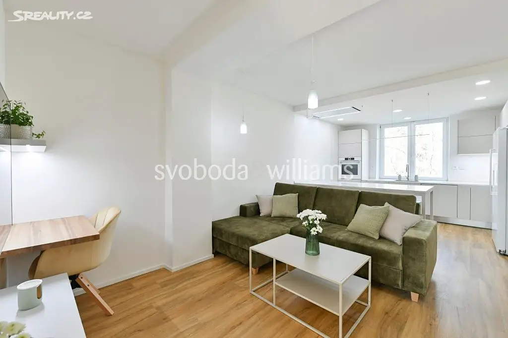 Prodej bytu 2+kk 53 m², Zelenečská, Praha 9 - Hloubětín