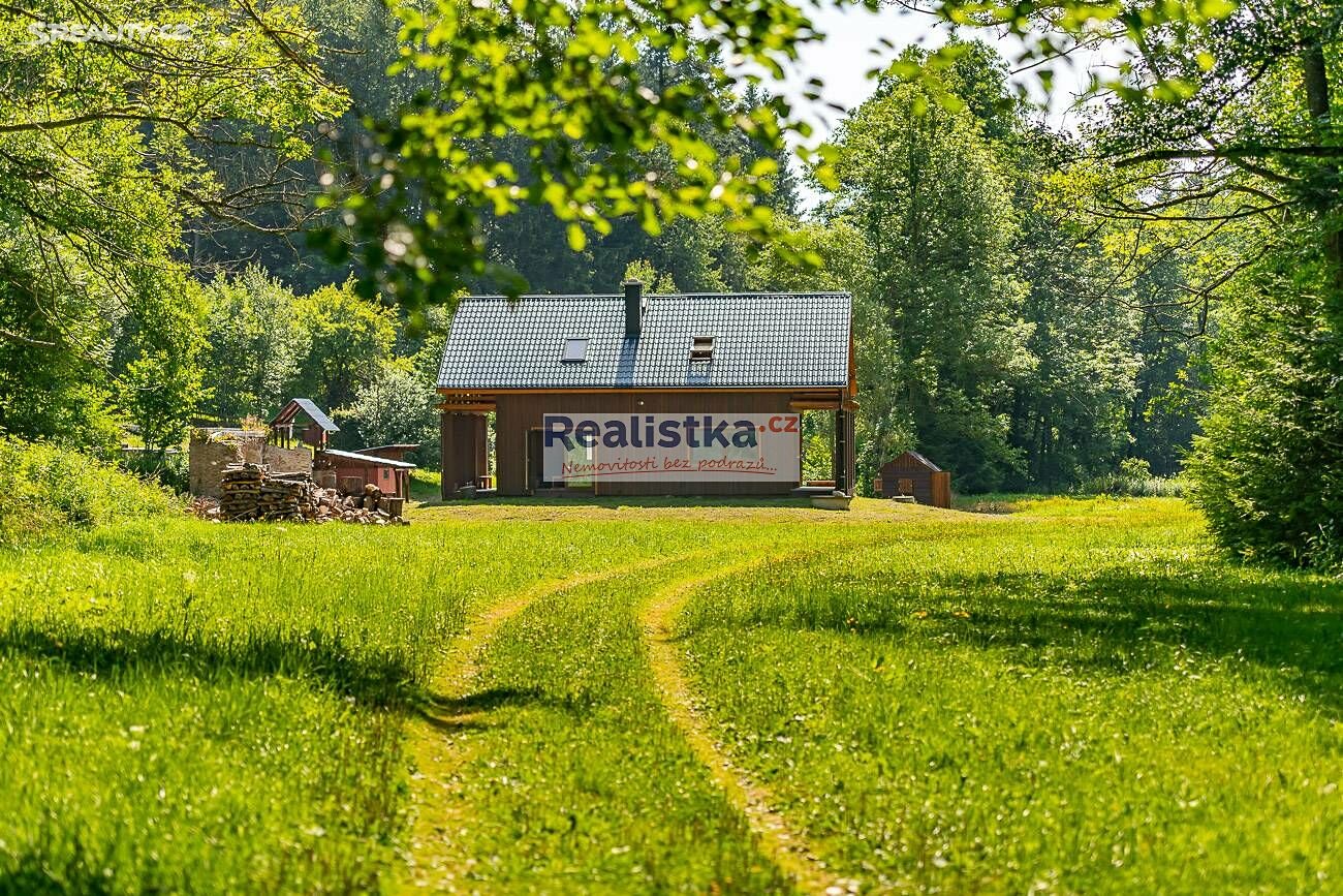 Prodej  rodinného domu 200 m², pozemek 18 620 m², Běšiny - Rajské, okres Klatovy