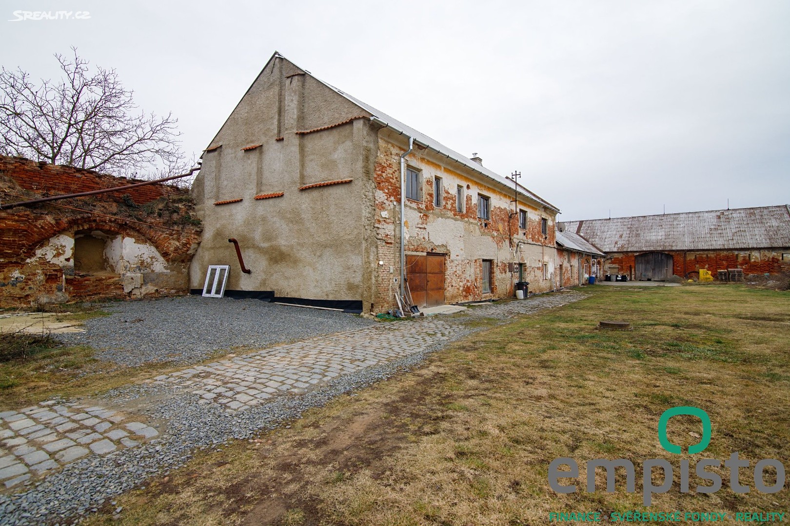 Prodej  vícegeneračního domu 360 m², pozemek 4 468 m², Počenice-Tetětice, okres Kroměříž