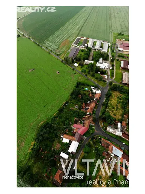 Prodej  stavebního pozemku 3 999 m², Nenačovice, okres Beroun
