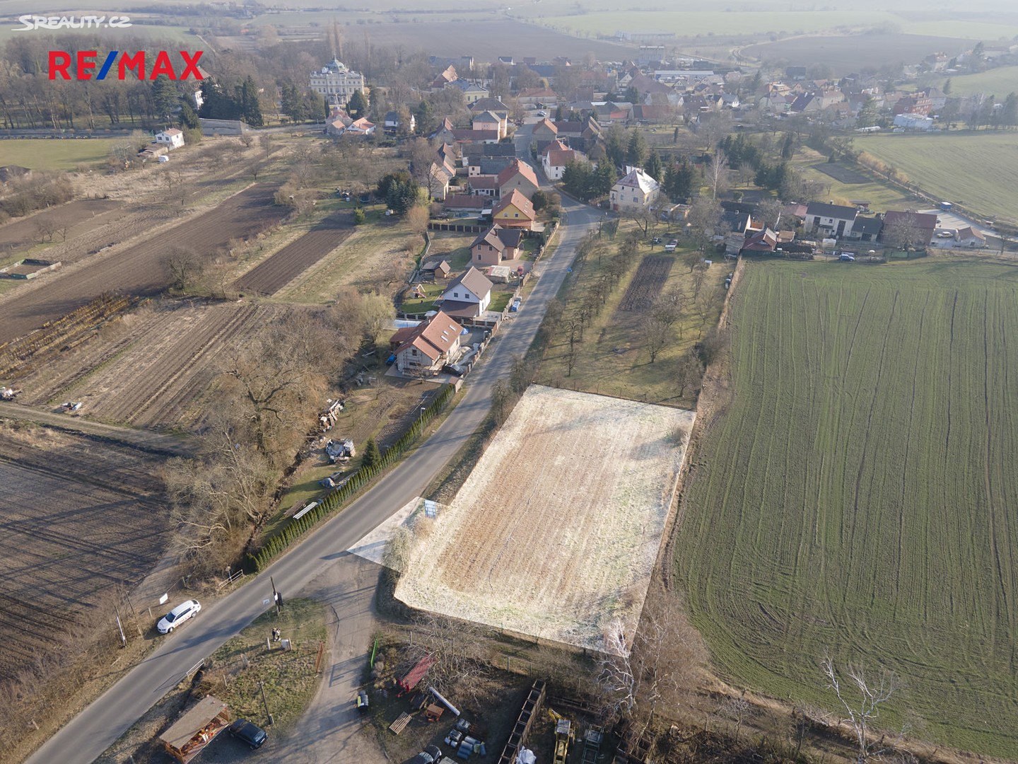Prodej  stavebního pozemku 1 790 m², Ploskovice, okres Litoměřice
