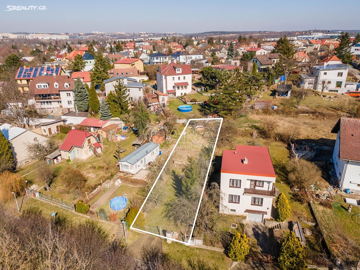 Prodej  stavebního pozemku 378 m², V Záhorském, Praha 9 - Dolní Počernice