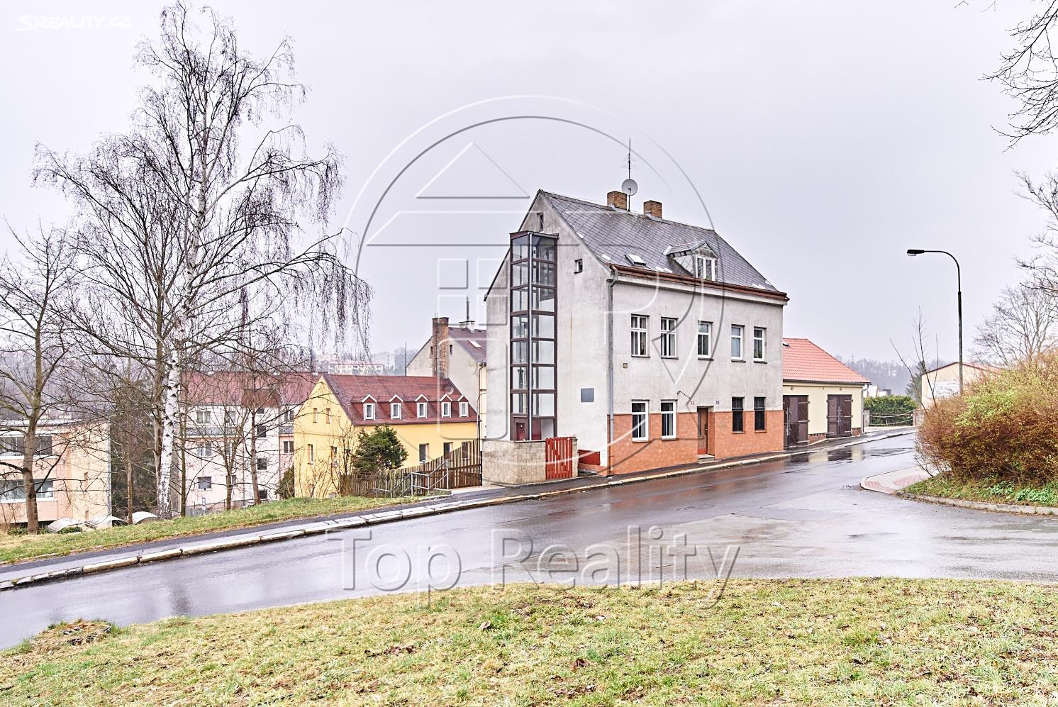 Prodej bytu 1+kk 37 m² (Mezonet), Stará Kysibelská, Karlovy Vary - Drahovice