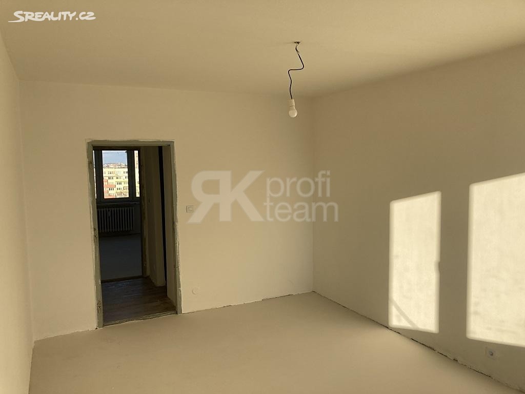 Prodej bytu 3+1 76 m², Cholevova, Ostrava - Ostrava-Jih